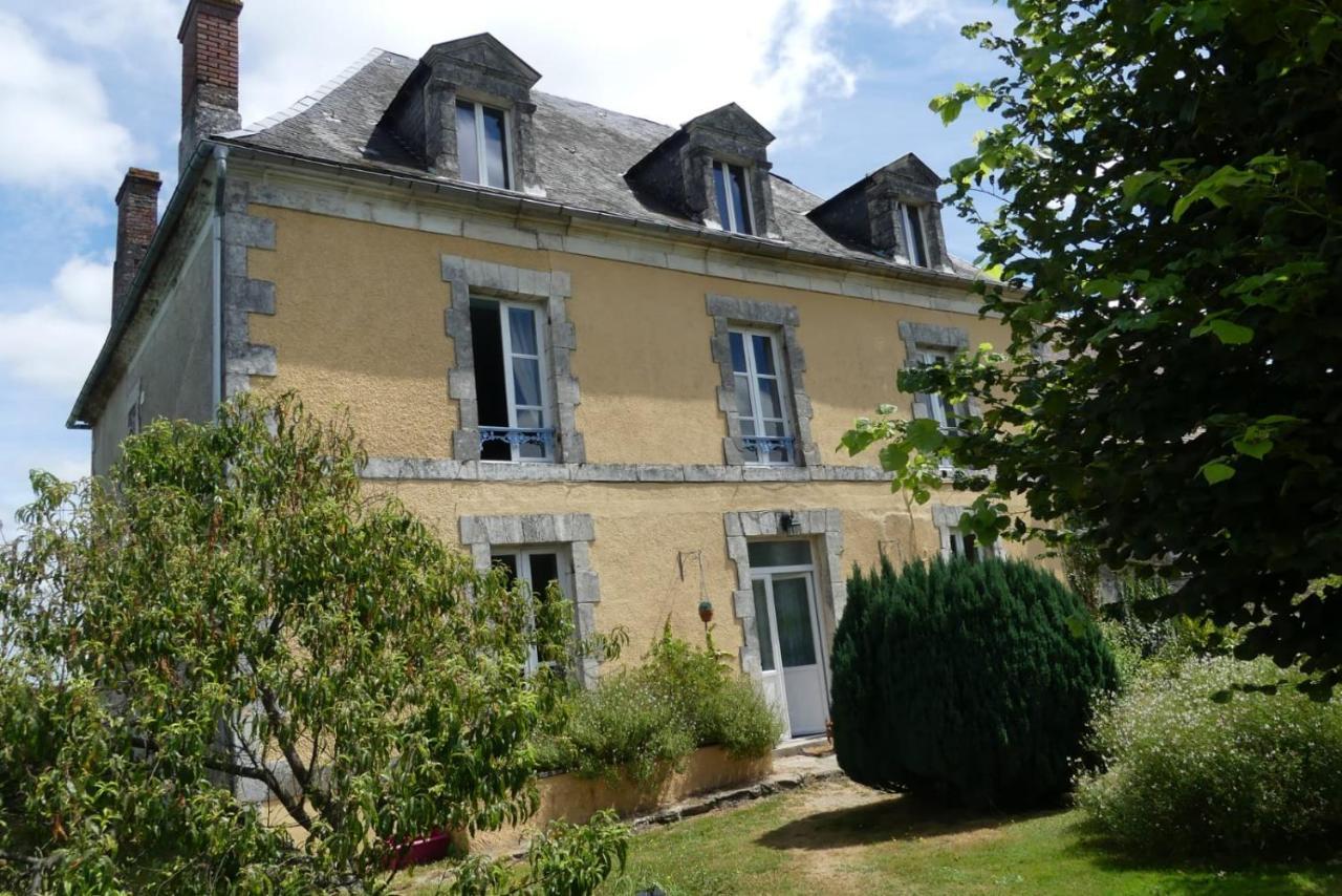 Maison Du Cheval Bed & Breakfast Chalais  Exterior photo